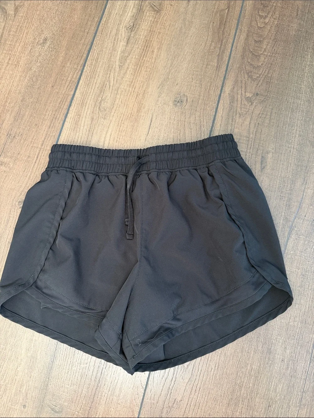 N/A comfortable black